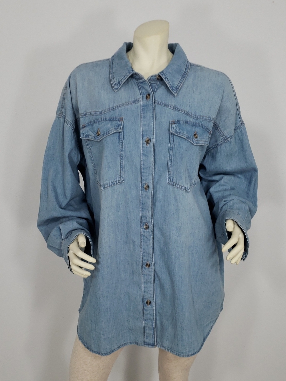 NWT SOFIA JEANS BY SOFIA VERGARA OVERSIZED BOYFRIEND DENIM SHIRT XXL (20)